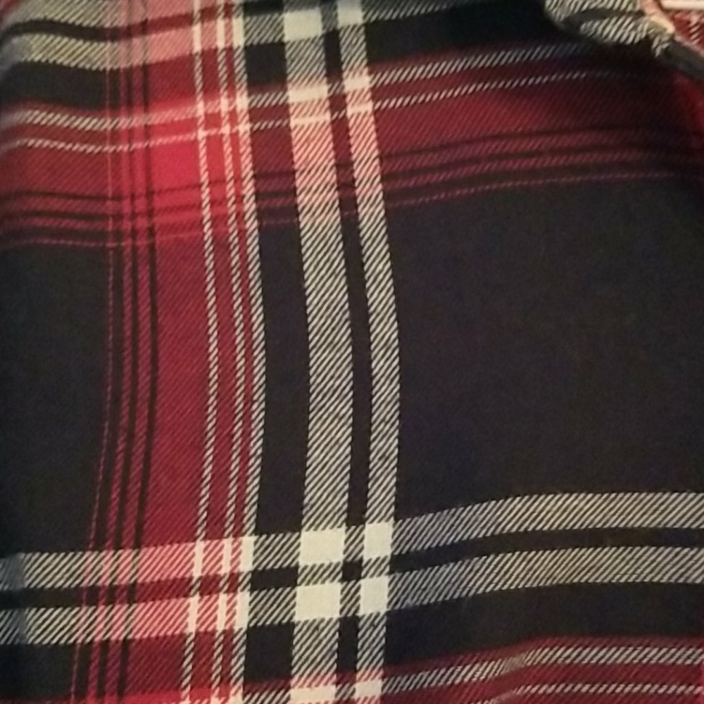 Clothes - Picture 4 of 4